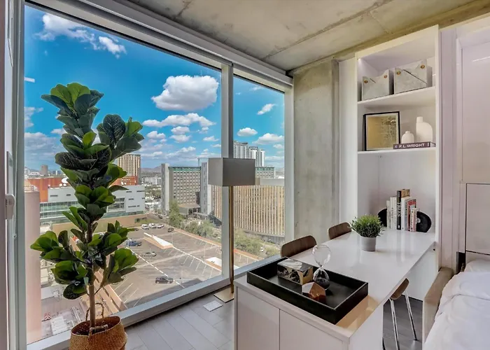Boulevard Highrise Stu Sky Pool Parking Gym 31 * Phoenix