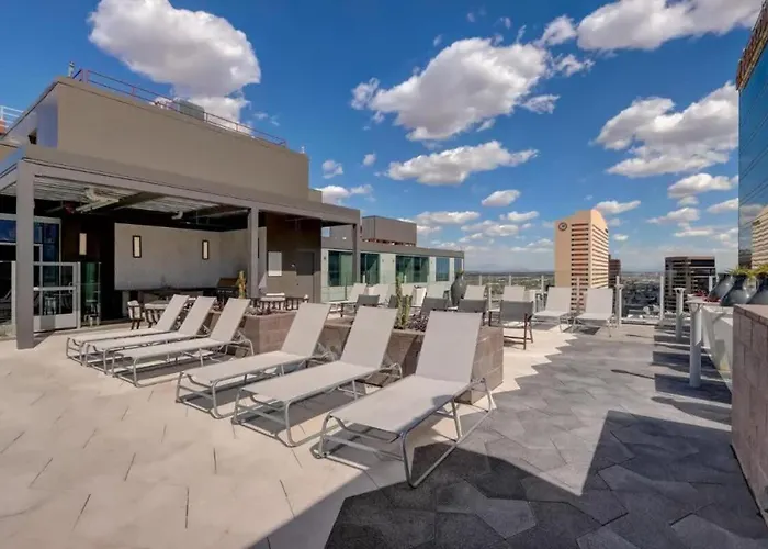 Boulevard Highrise Stu Sky Pool Parking Gym 31 Apartment *